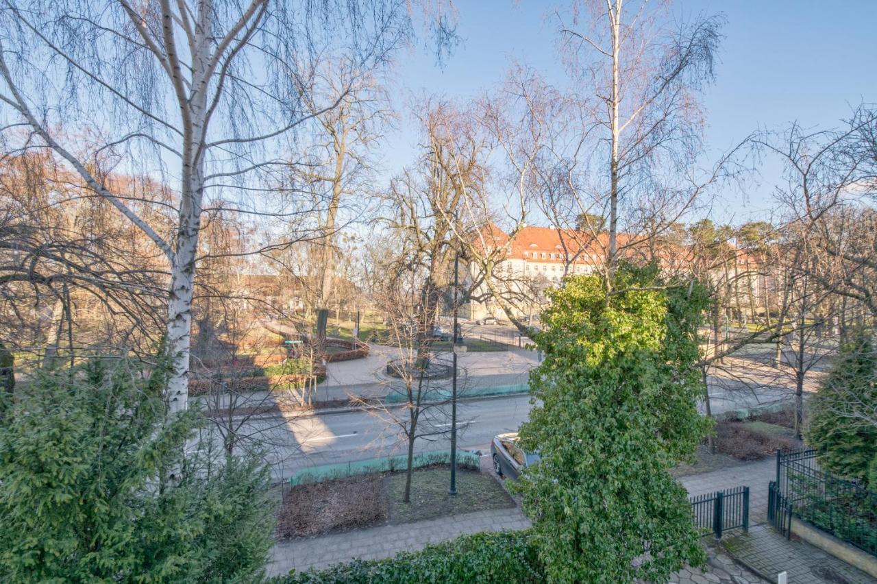Dom & House - Apartamenty Kamienica Sopocka 150 Metrow Od Plazy Sopot Kültér fotó