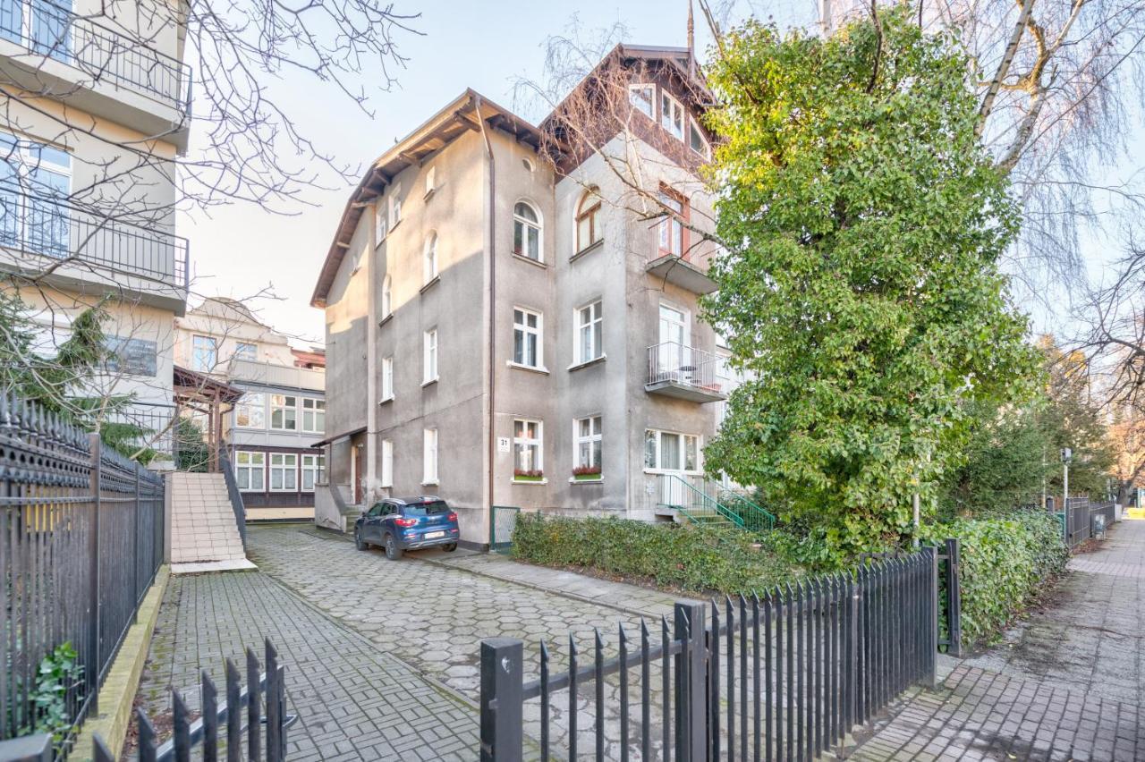 Dom & House - Apartamenty Kamienica Sopocka 150 Metrow Od Plazy Sopot Kültér fotó